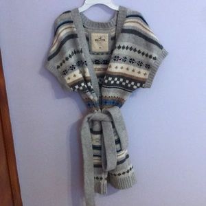 Hollister sweater, like new condition